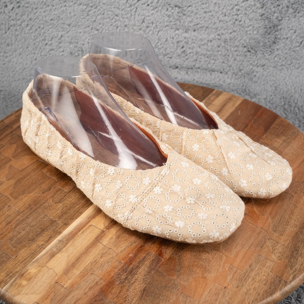 Korks Ease Shoes Womens 9.5 M Palmer‎ Floral Embroidered Ballet Flats Beige